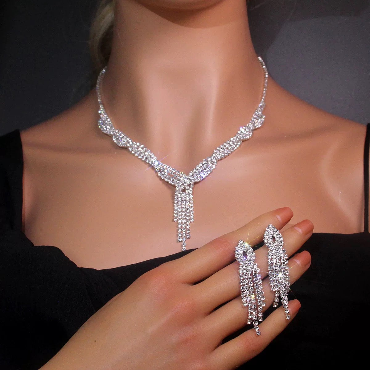 Wilhelmina Necklace Set
