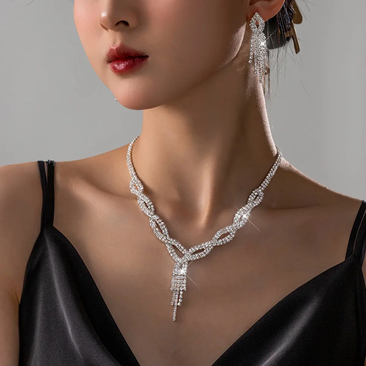 Wilhelmina Necklace Set
