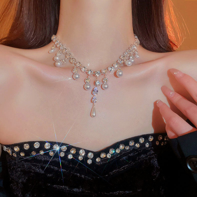 Isabeau Necklace Set