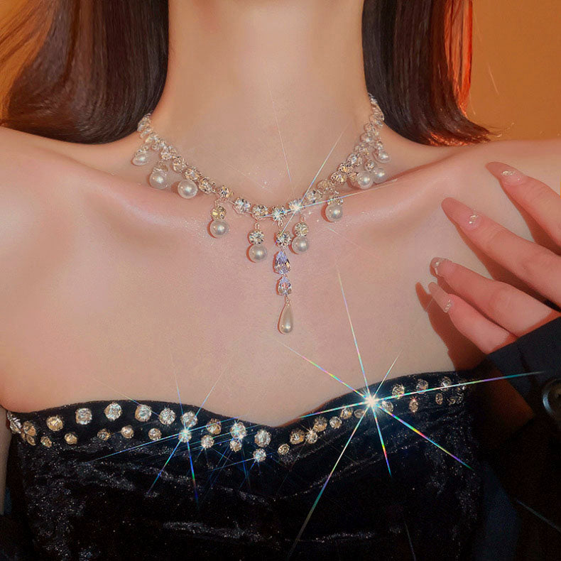 Isabeau Necklace Set